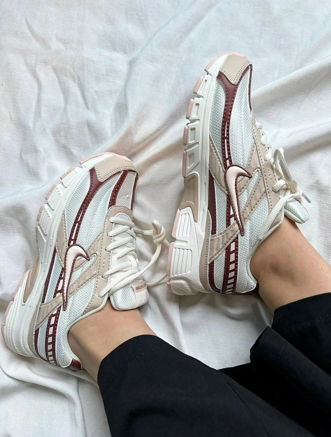 кроссовки nike,кроссовки,кроссовки для женщин,кроссовки женскиe,спортивные кроссовки