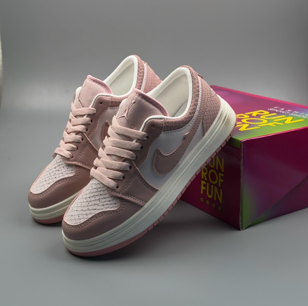 кроссовки,кроссовки женскиe,nike air jordan 1 low,кроссовки розовые,женские кроссовки nike