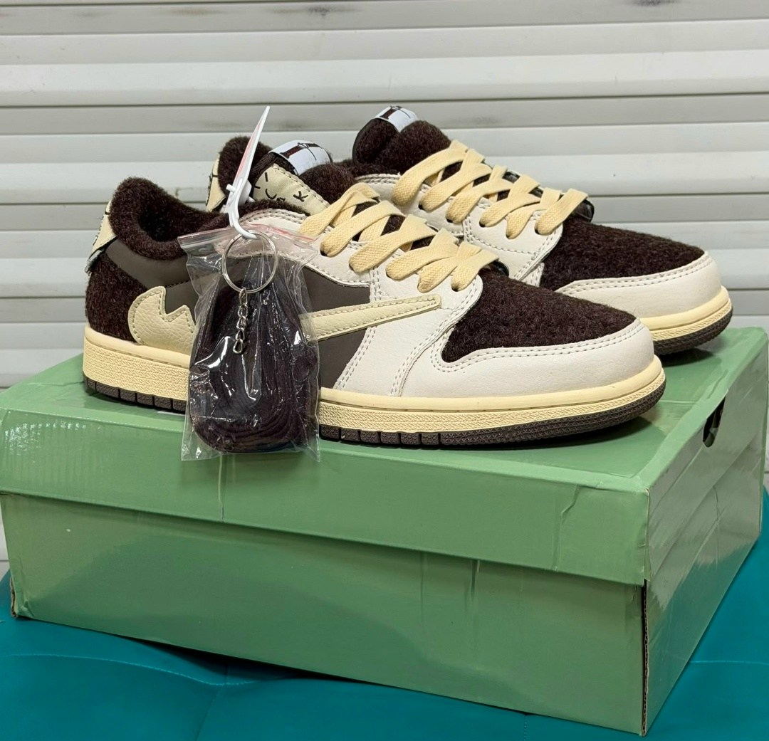 nike air jordan 1 low travis scott,air jordan 1 low travis scott,кроссовки,кроссовки nike air jordan 1 low x travis scott,travis scott x nike air jordan 1 low