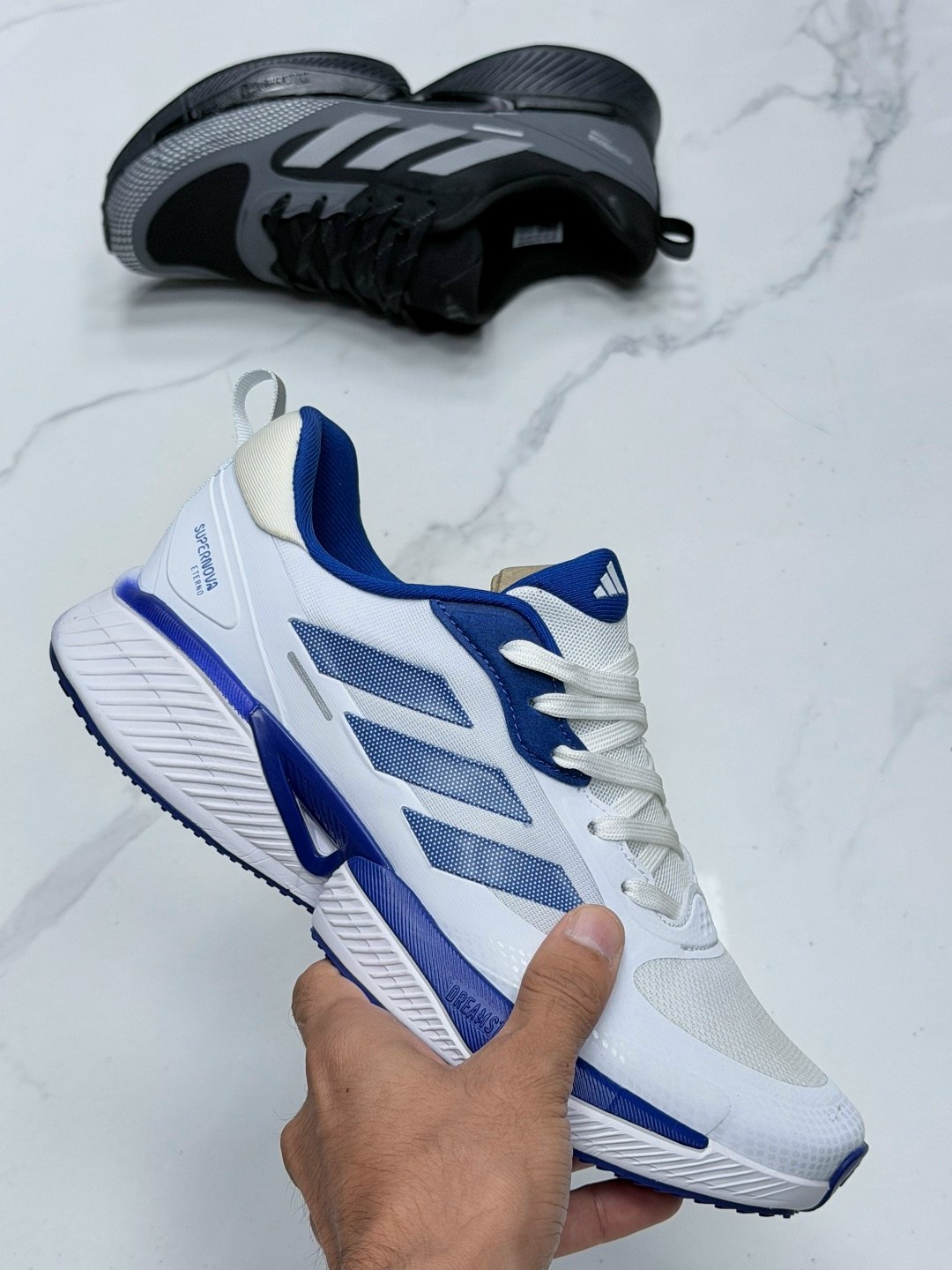 кроссовки adidas,кроссовки мужские adidas,кроссовки,адидас люкс кроссовки,кроссовки для бега
