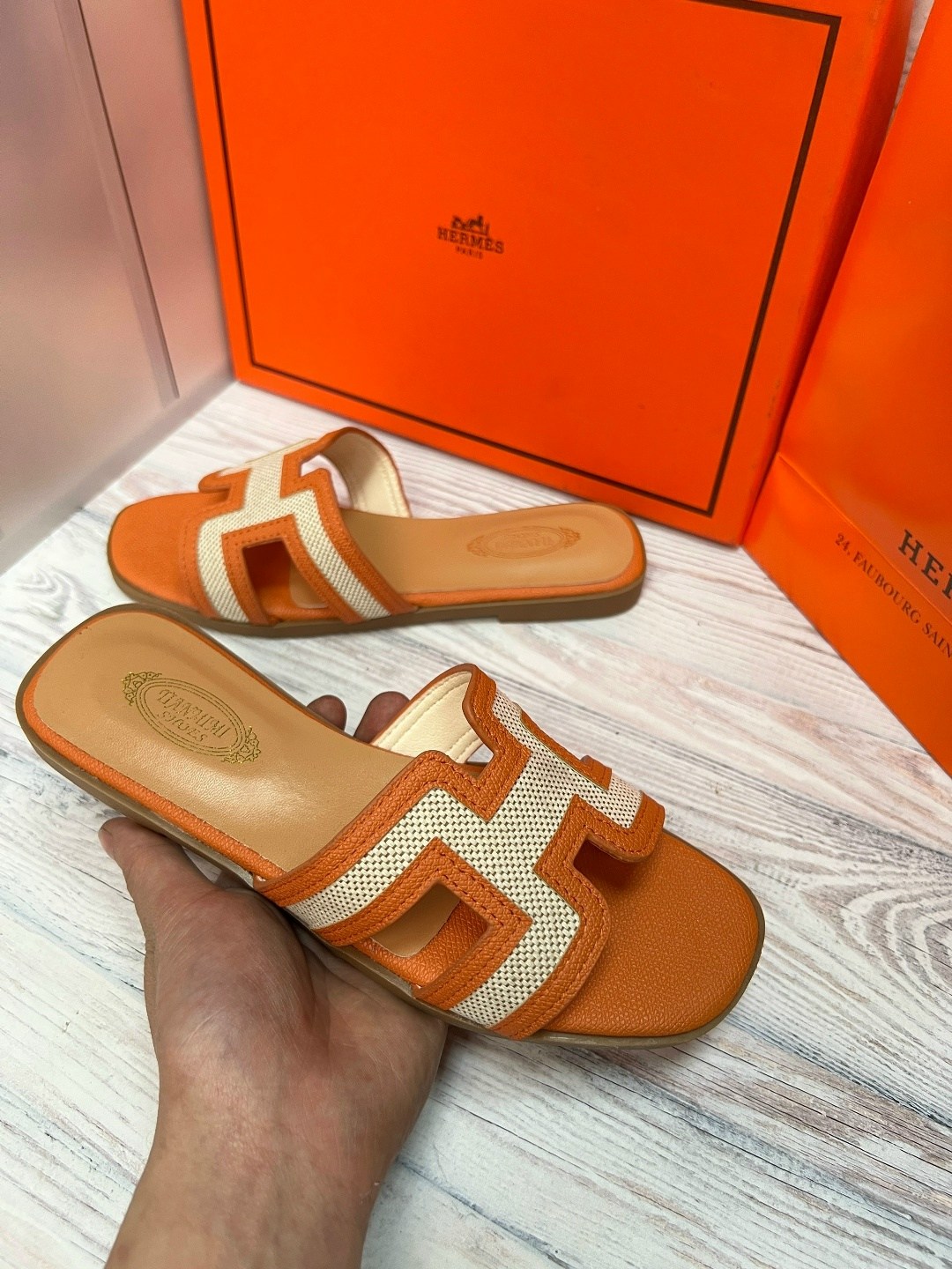 шлепки эрмес,hermes шлепки женские,шлепки hermes,hermes шлепанцы,шлепки гермес