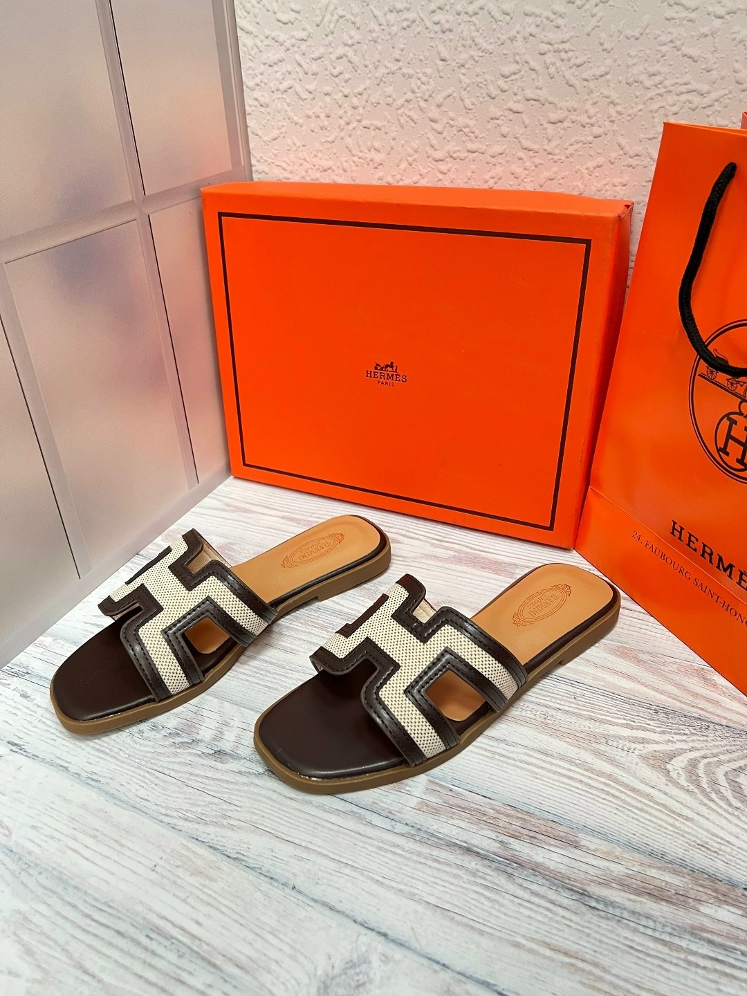 шлепки эрмес,hermes шлепки женские,шлепки hermes,hermes шлепанцы,шлепки гермес