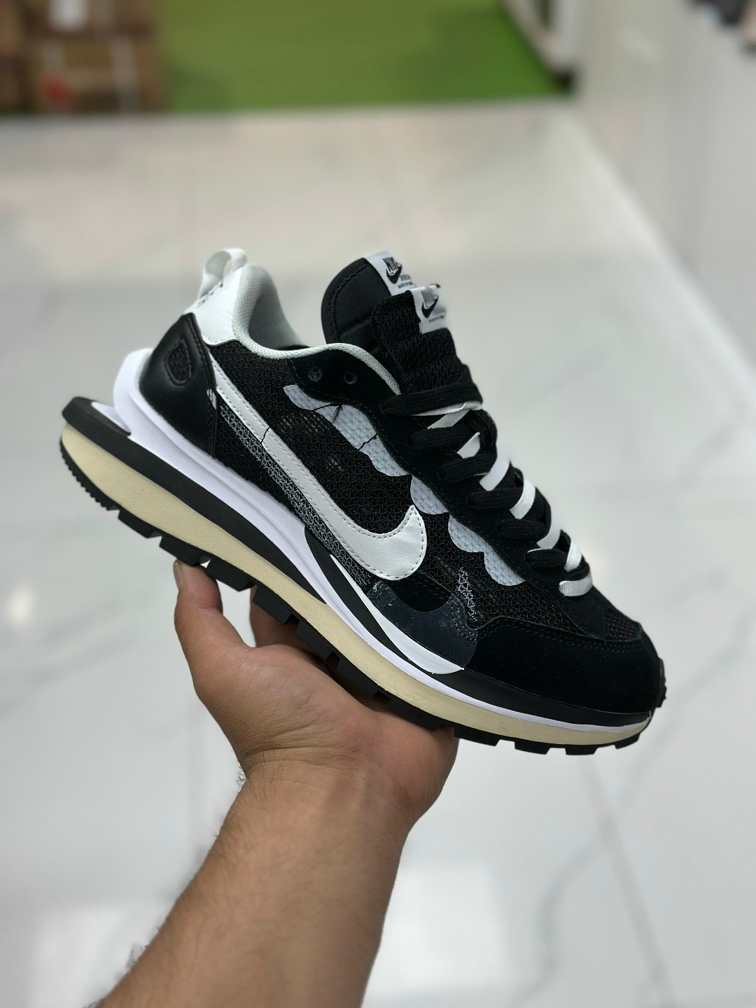 кроссовки sacai x nike vapor waffle,nike vaporwaffle sacai black white,кроссовки sacai x nike vaporwaffle,кроссовки nike,кроссовки sacai x nike vapor waffle цвет черный