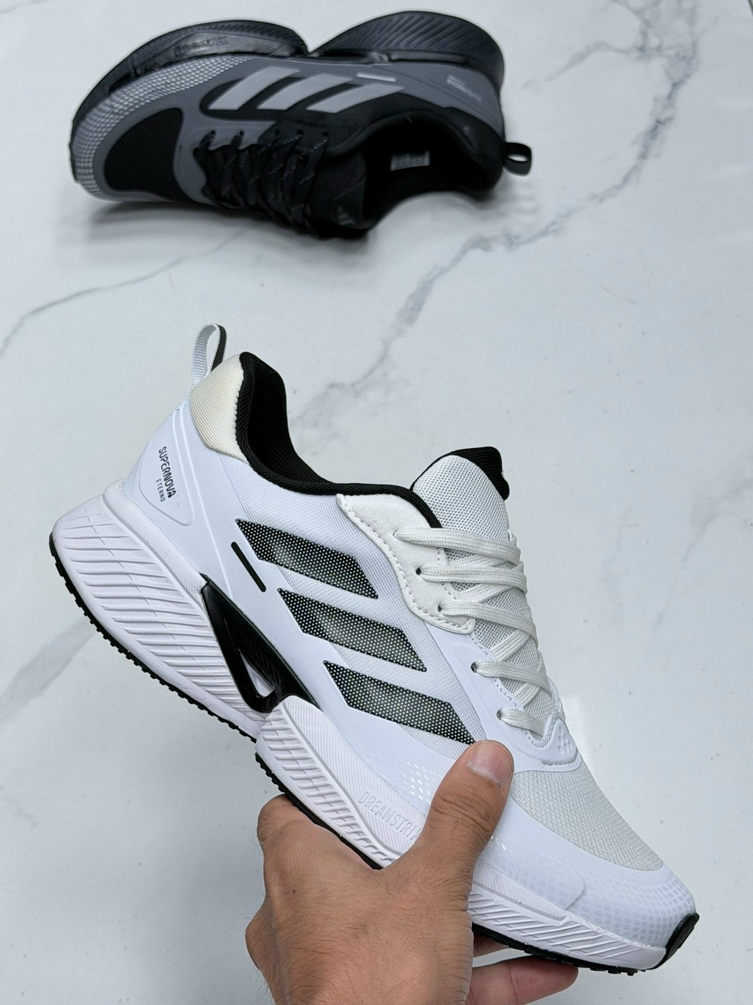 кроссовки adidas,кроссовки мужские adidas,кроссовки,адидас люкс кроссовки,кроссовки для бега