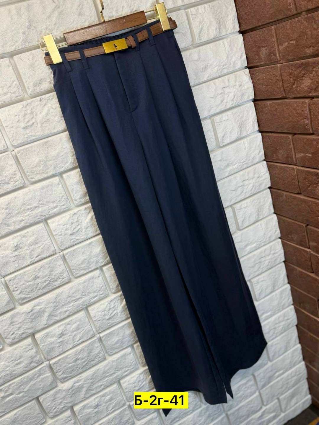 классические брюки палаццо атласные zzar,классические брюки палаццо атласные,брючный костюм,белый брючный костюм,брюки женские палаццо