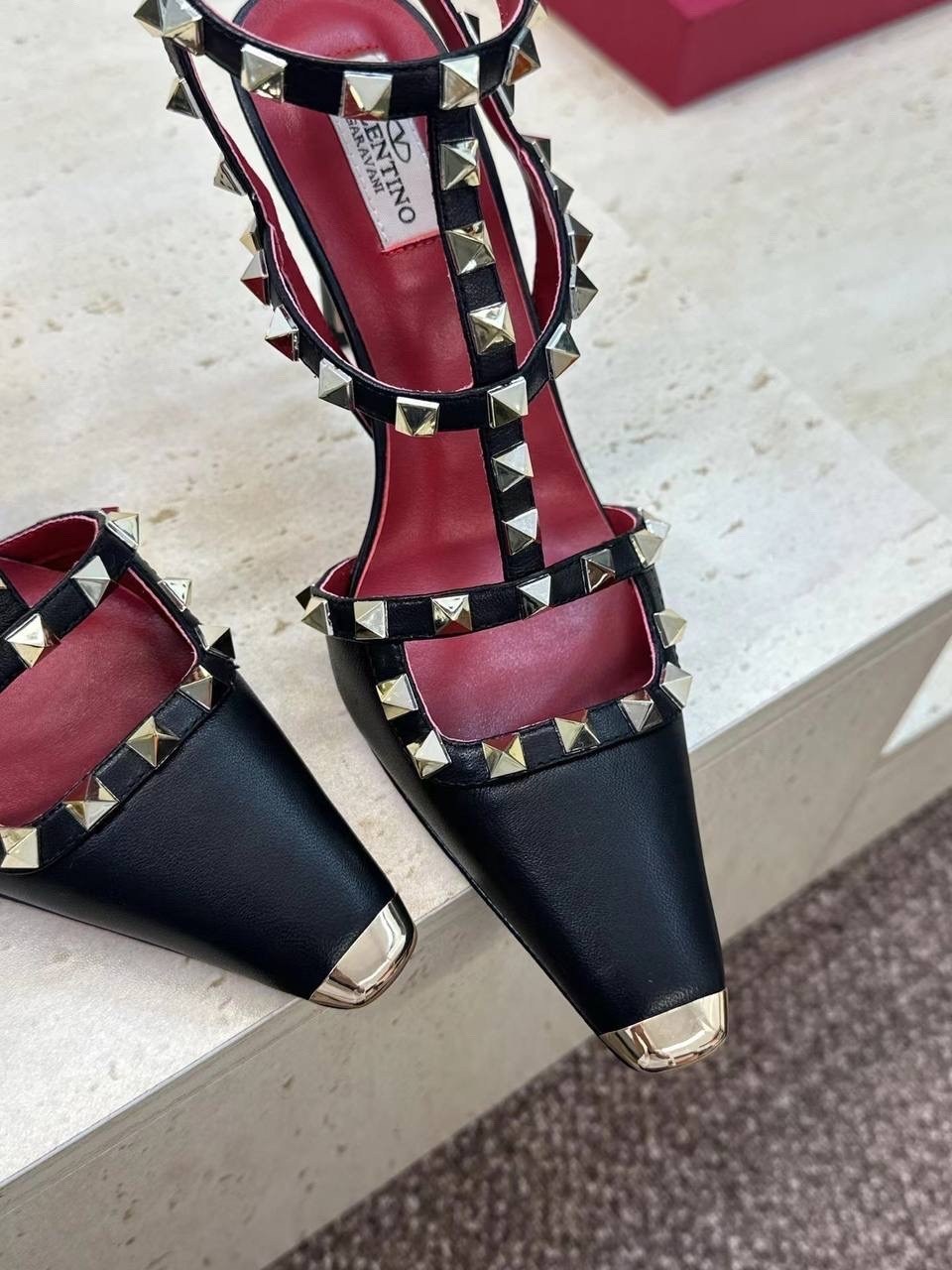 ,туфли валентино,туфли valentino,valentino garavani туфли,женская