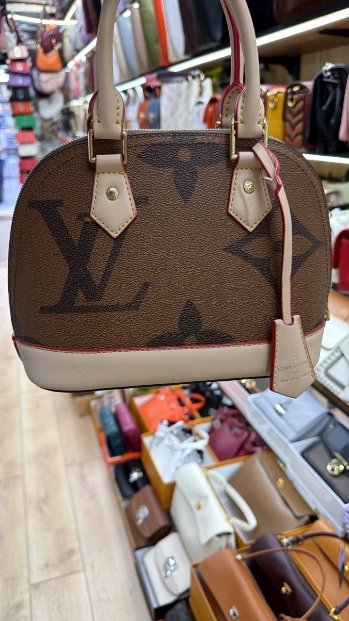 сумка louis vuitton,женская сумка louis vuitton alma,louis vuitton alma bb,сумка луи виттон альма,сумка alma bb от louis vuitton