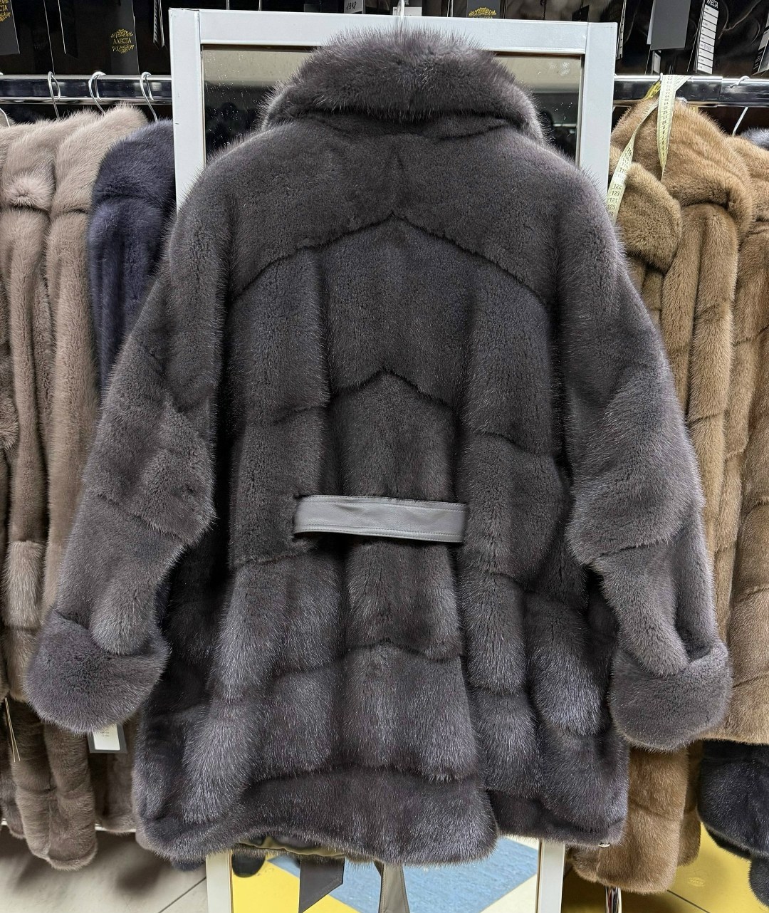 норковая шуба английский воротник,норковая шуба,шуба норка,шуба,норковая шуба с поясом