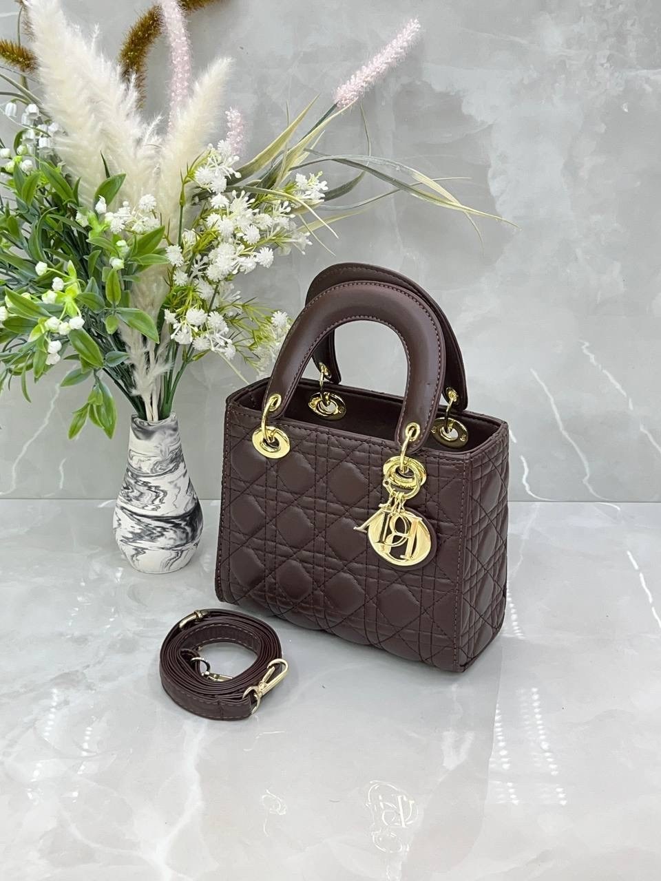 сумка диор,dior сумка,сумка диор леди диор,сумка диор леди ди,сумка леди диор винтаж