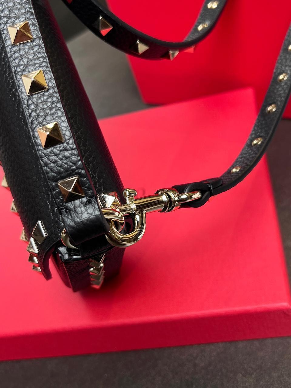 сумка valentino,сумка мини valentino,мини-сумка rockstud valentino garavani черный,сумка,сумка roman stud valentino