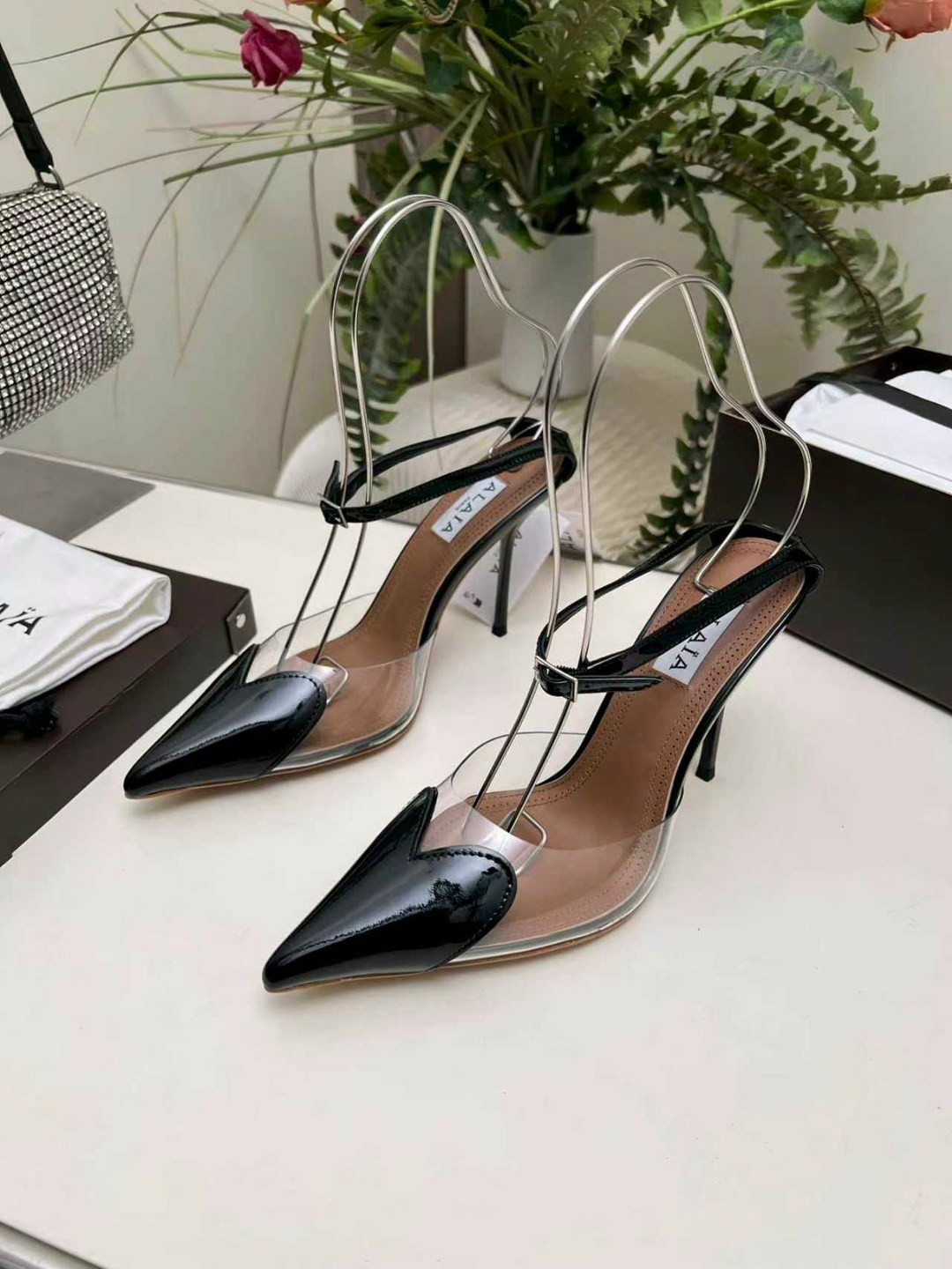 ,мюли женские alaia,туфли alaïa le cœur из лакированной кожи,босоножки alaia,мюли женские
