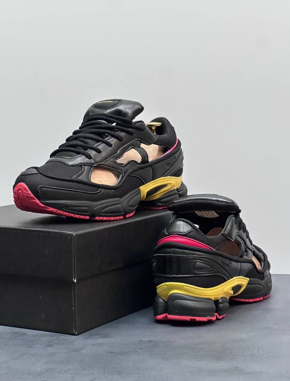кроссовки adidas raf simons x ozweego replicant 'belgium' черный,adidas raf simons x ozweego replicant belgium,adidas x raf simons replicant ozweego,adidas raf simons ozweego replicant,adidas raf simo