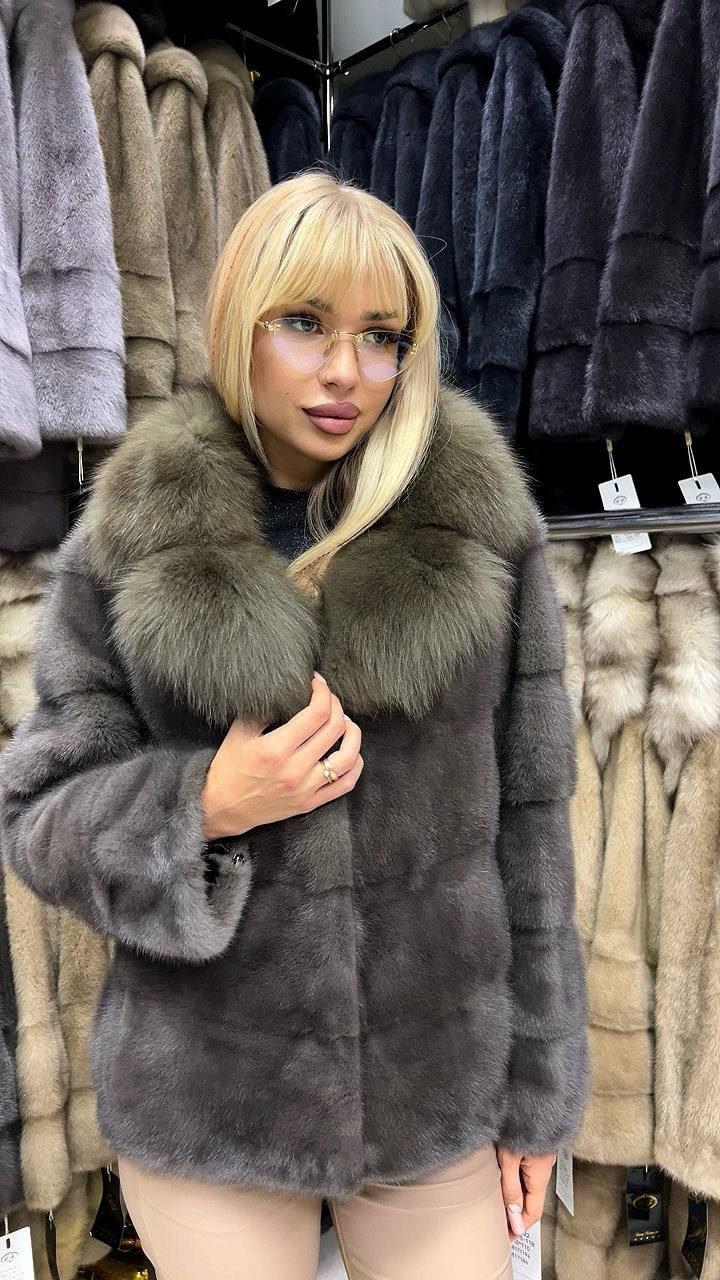 шубка из меха европейской норки,шубка из меха европейской норки с капюшоном,шуба из меха,шубка,шуба