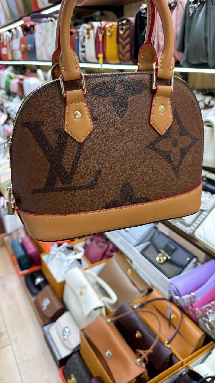 сумка louis vuitton,женская сумка louis vuitton alma,louis vuitton alma bb,сумка луи виттон альма,сумка alma bb от louis vuitton
