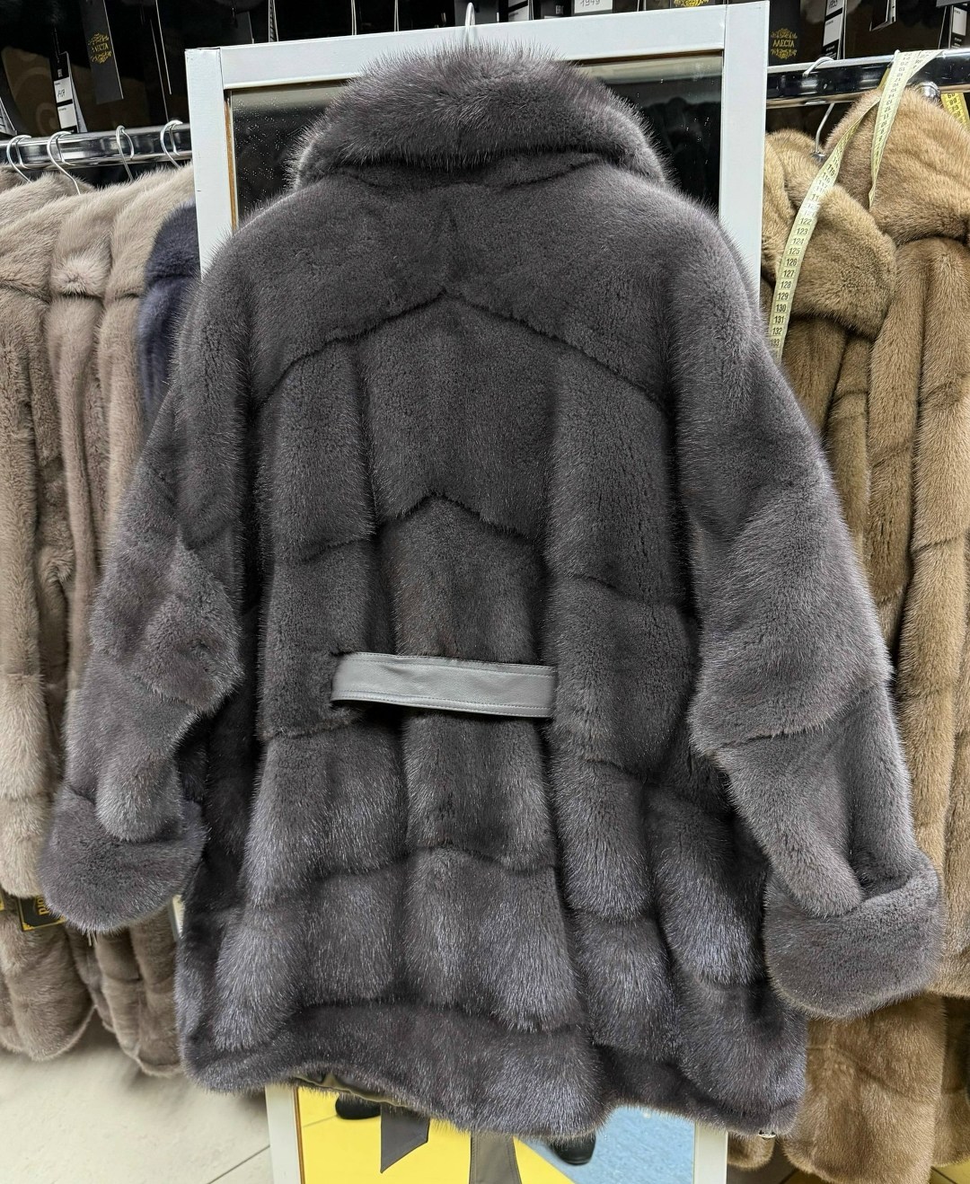 норковая шуба английский воротник,норковая шуба,шуба норка,шуба,норковая шуба с поясом
