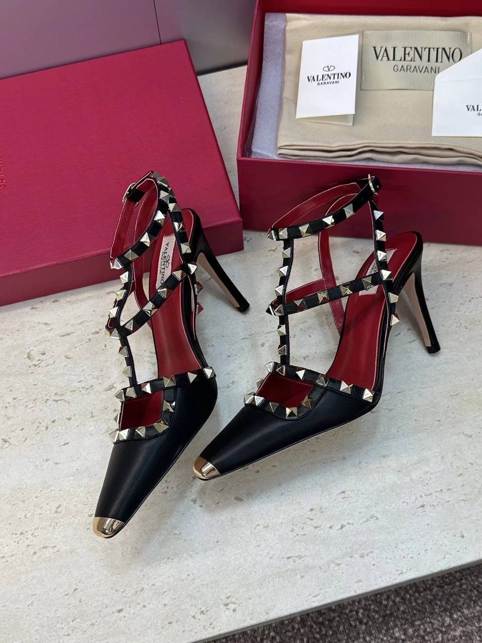 ,туфли валентино,туфли valentino,valentino garavani туфли,женская
