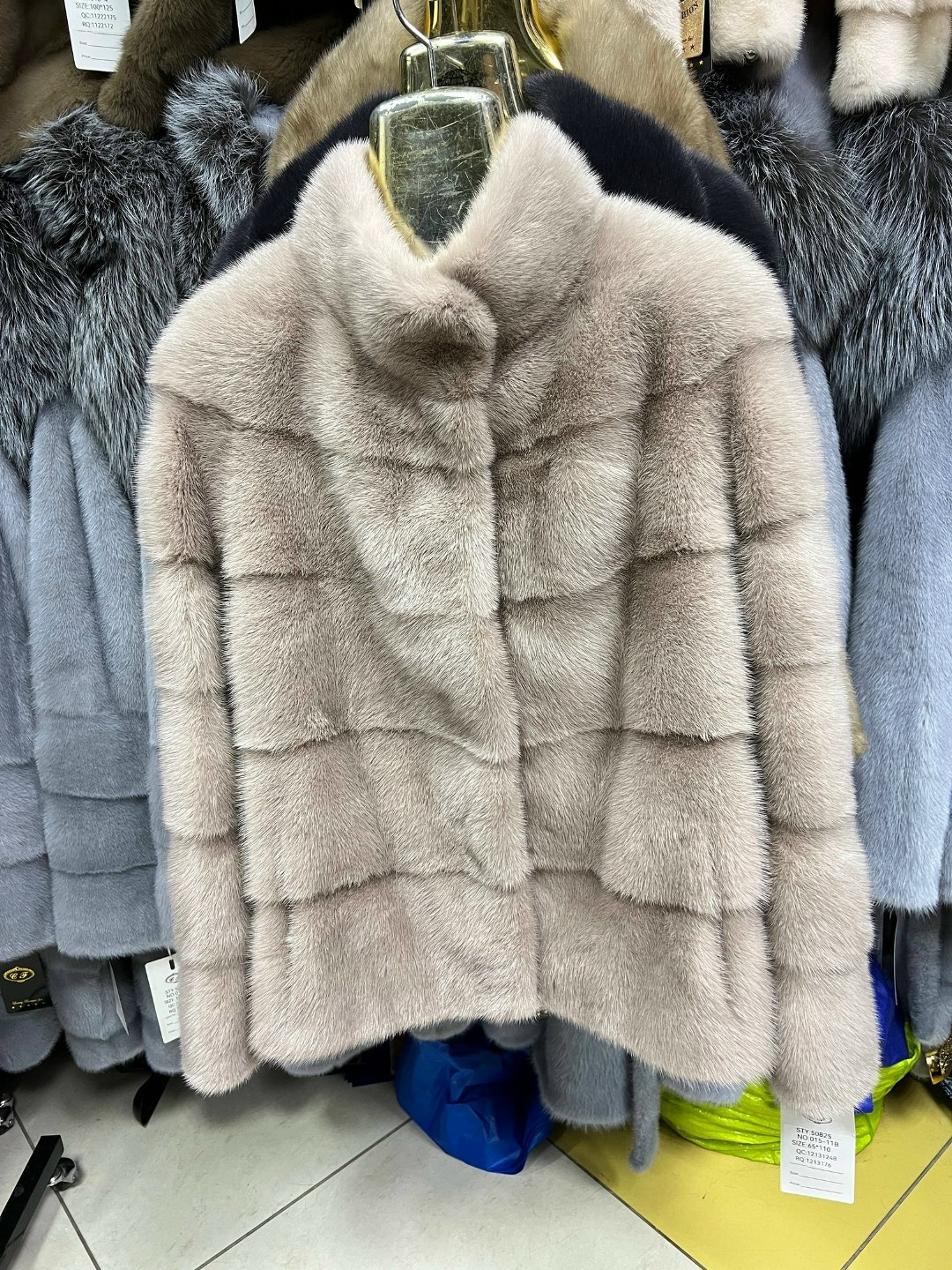 шуба норковая,шуба автоледи из норки бежевая,норковая полушубка,шуба из норки,норковая шуба автоледи