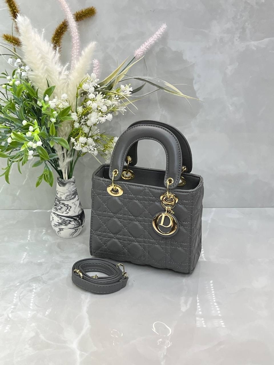 сумка диор,dior сумка,сумка диор леди диор,сумка диор леди ди,сумка леди диор винтаж