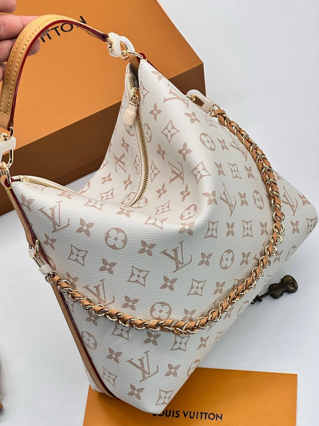 louis vuitton женская сумка,сумкa louis vuitton,луи витон carmel сумка виттон,луи виттон сумка,сумочка луи виттон
