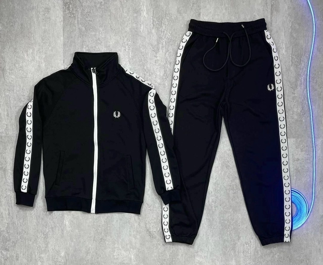 олимпийка fred perry с лампасами,fred perry олимпийка,фред перри олимпийка,олимпийка fred perry taped track jacket,олимпийка мужская fred perry j6231 черная