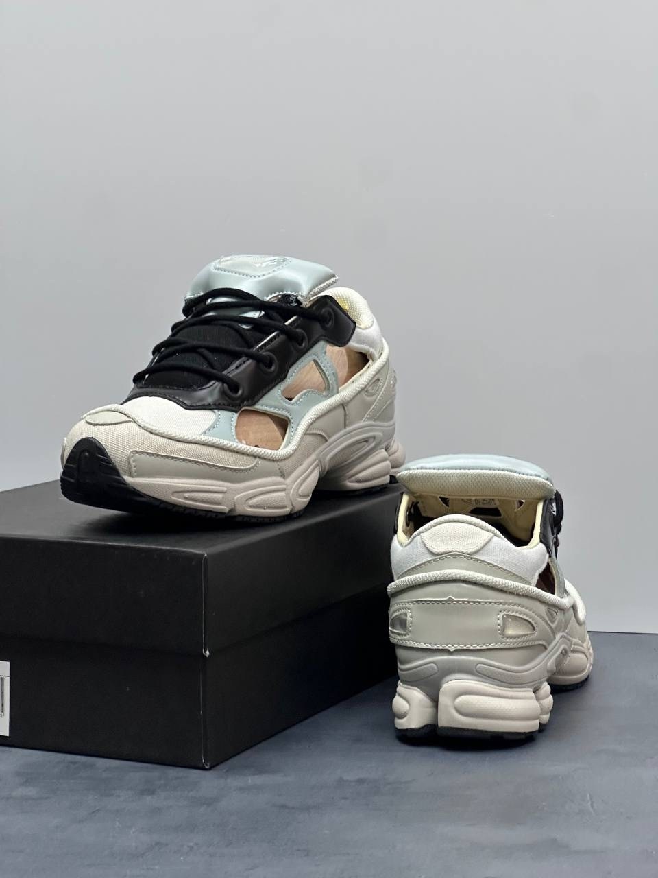кроссовки adidas raf simons ozweego 3,adidas raf simons ozweego 3,adidas raf simons ozweego 3 cream white,raf simons ozweego 3 cream white,кроссовки adidas raf simons x ozweego 3 'cream white'