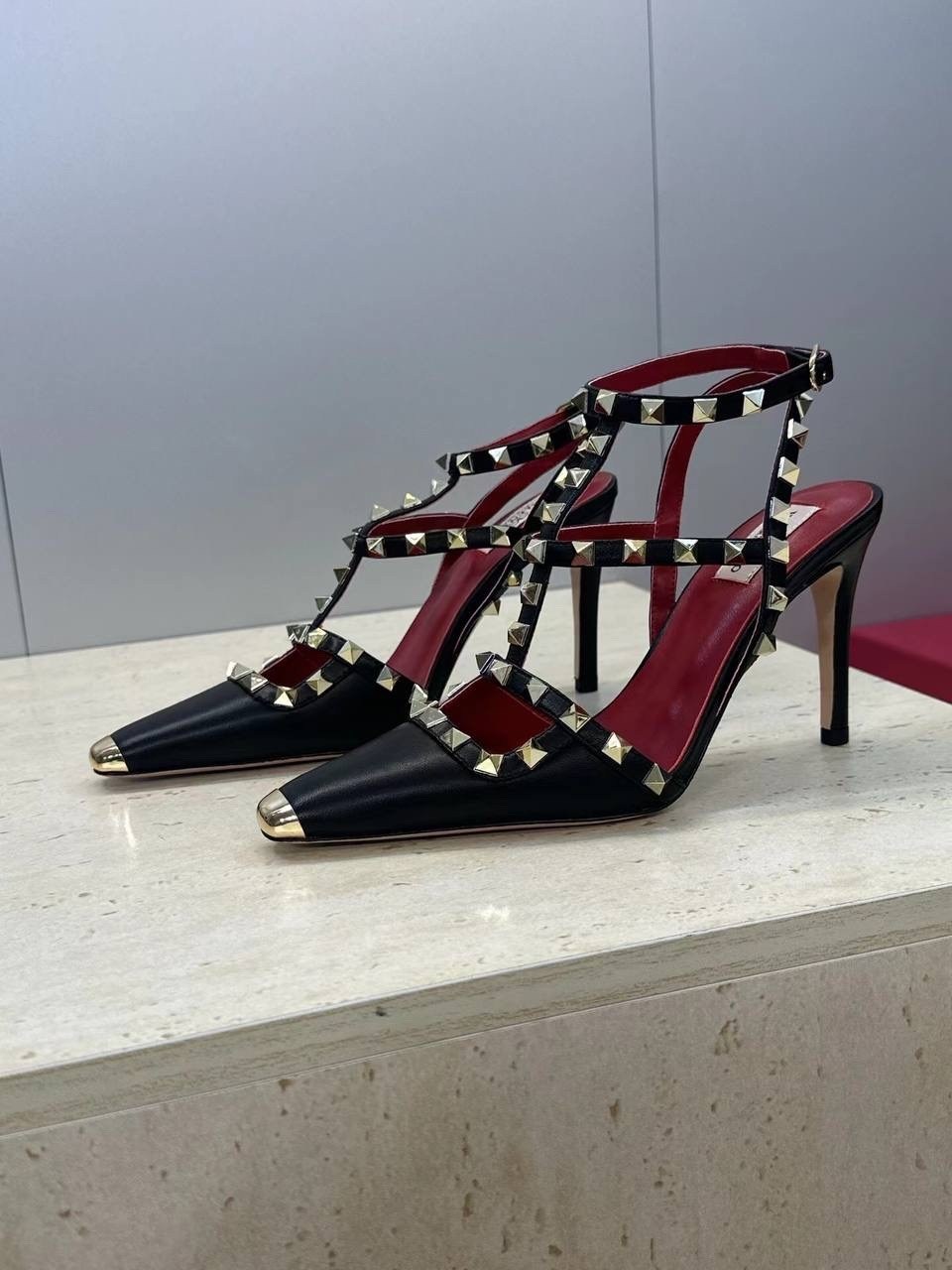 ,туфли валентино,туфли valentino,valentino garavani туфли,женская
