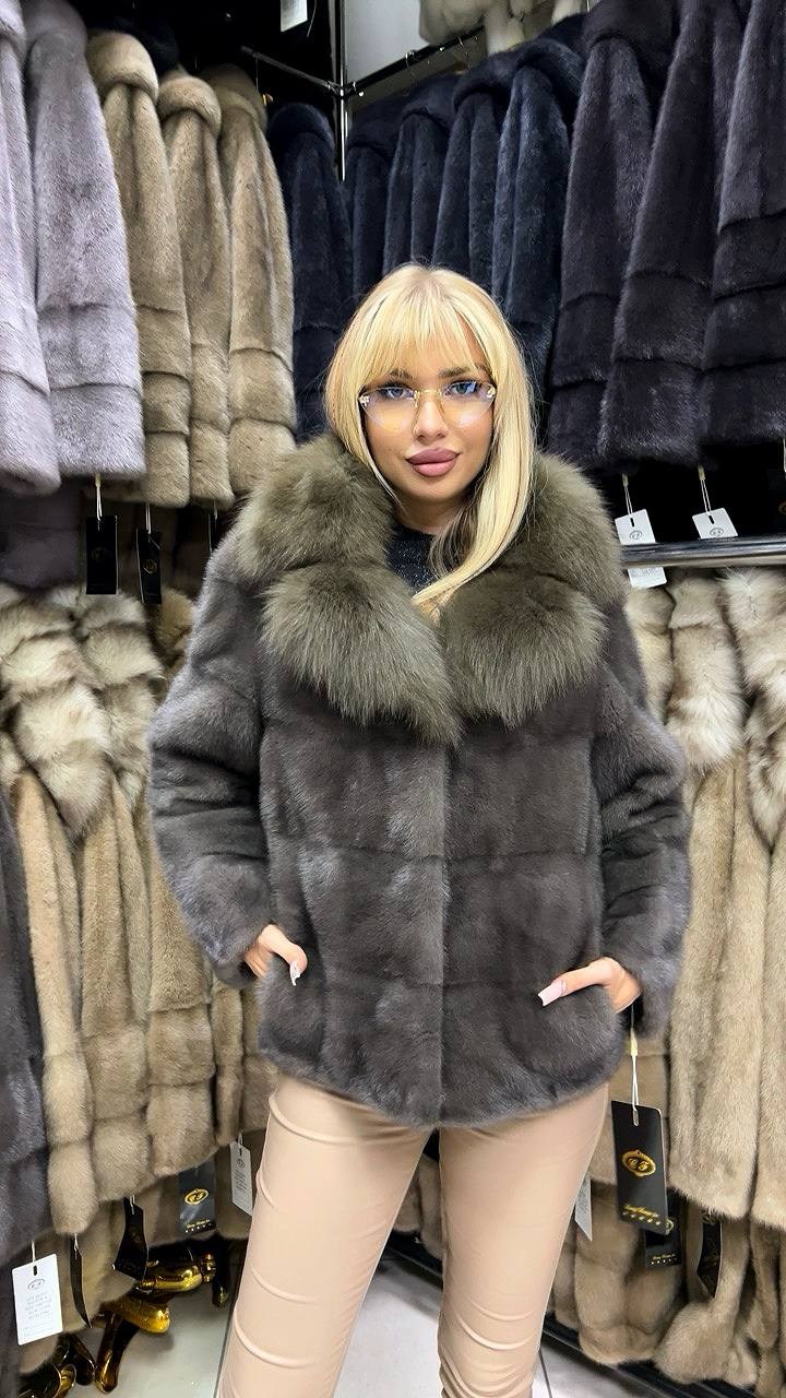 шубка из меха европейской норки,шубка из меха европейской норки с капюшоном,шуба из меха,шубка,шуба