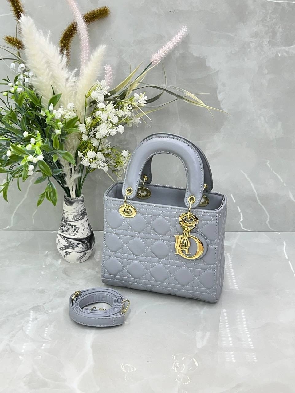 сумка диор,dior сумка,сумка диор леди диор,сумка диор леди ди,сумка леди диор винтаж