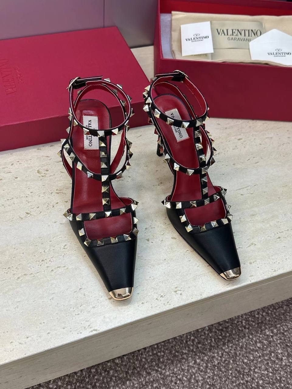 ,туфли валентино,туфли valentino,valentino garavani туфли,женская