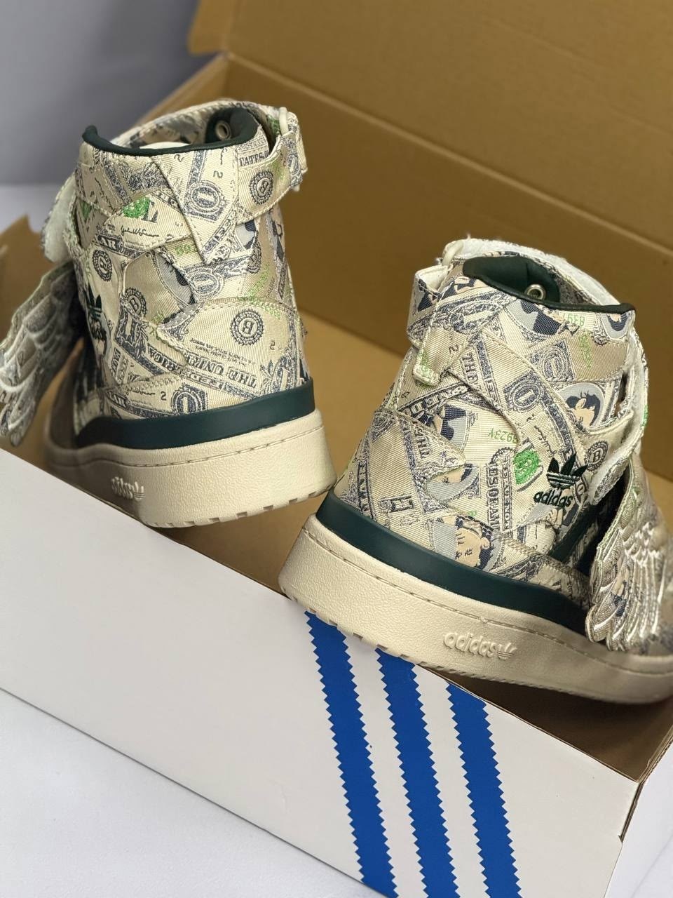 adidas originals кроссовки x jeremy scott forum hi wings,кроссовки adidas jeremy scott x forum wings 1.0 money кремовый,adidas jeremy scott wings 1 0,adidas jeremy scott wings 2.0,кроссовки jeremy sco