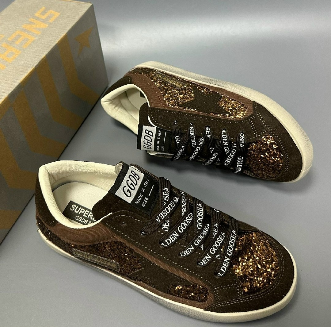 ,кроссовки golden goose,кеды golden goose,кроссовки golden goose с пайетками на платформе,golden goose кроссовки super-star коричневый