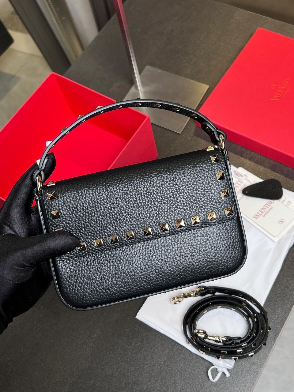 сумка valentino,сумка мини valentino,мини-сумка rockstud valentino garavani черный,сумка,сумка roman stud valentino