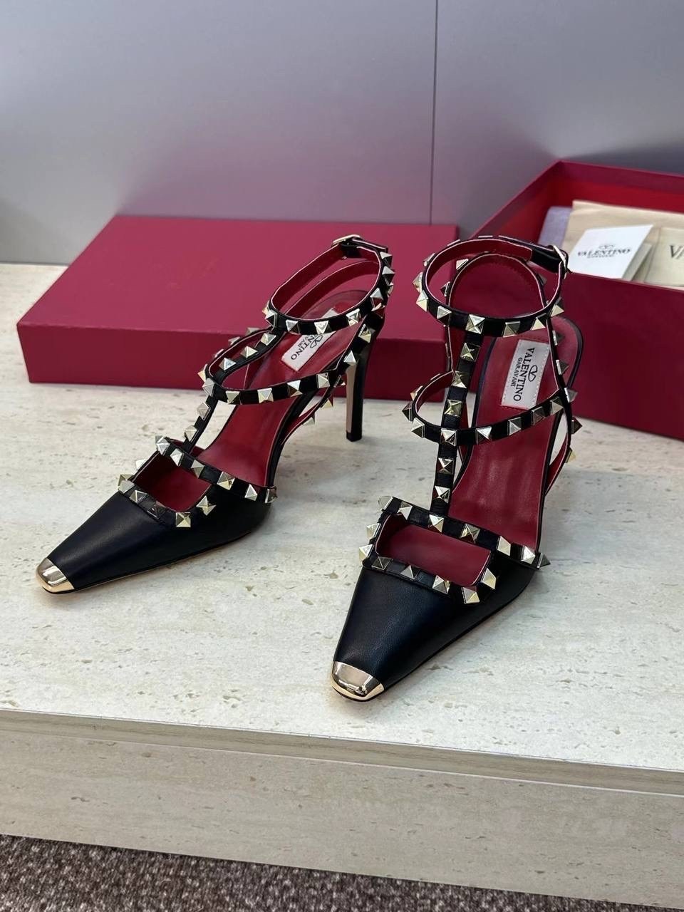 ,туфли валентино,туфли valentino,valentino garavani туфли,женская