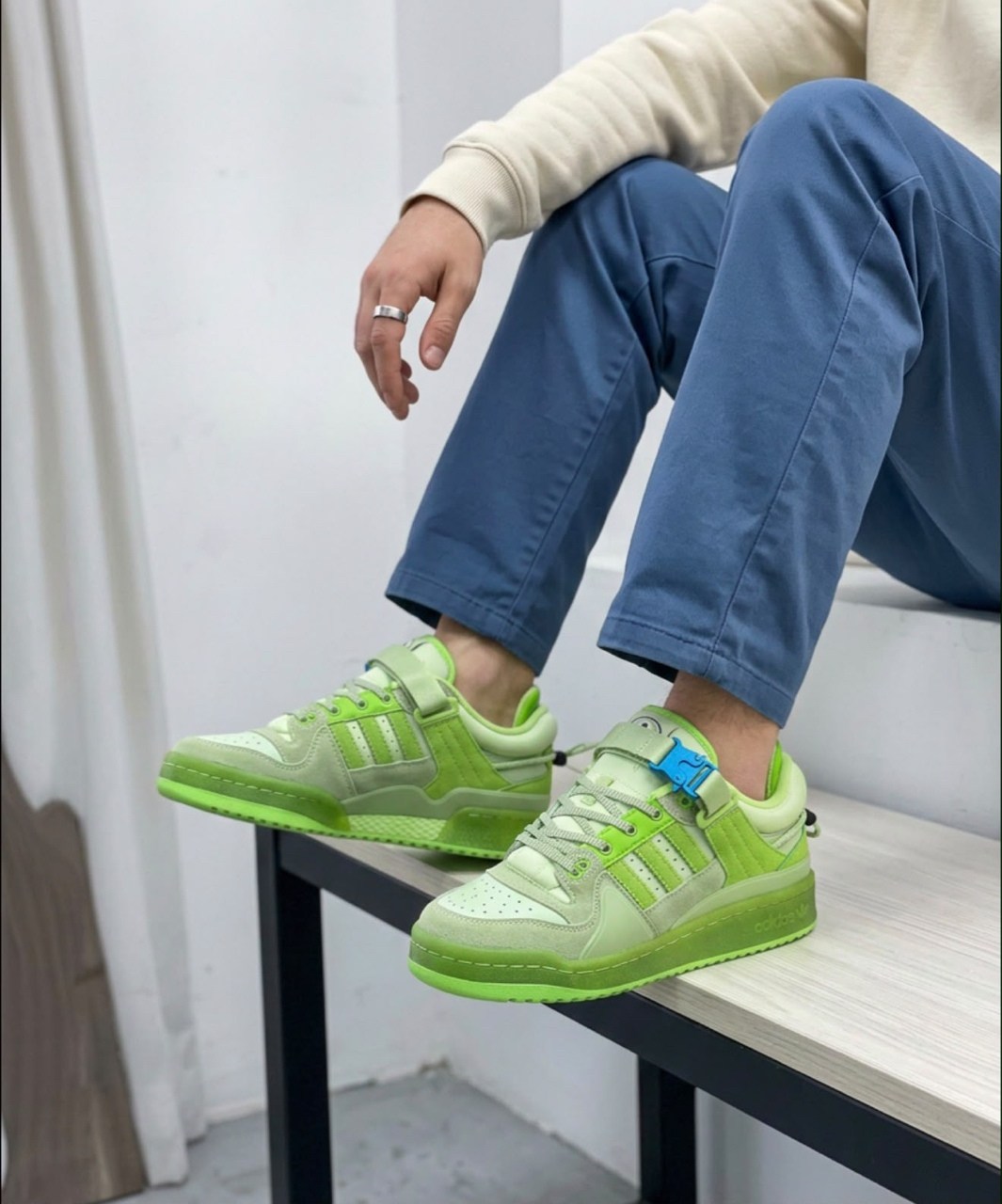 кроссовки adidas forum low bad bunny,кроссовки детские adidas dr. seuss x forum low grinch зеленый,кроссовки адидас бэд банни,adidas forum low зеленые bad bunny,кроссовки adidas forum low the grinch (