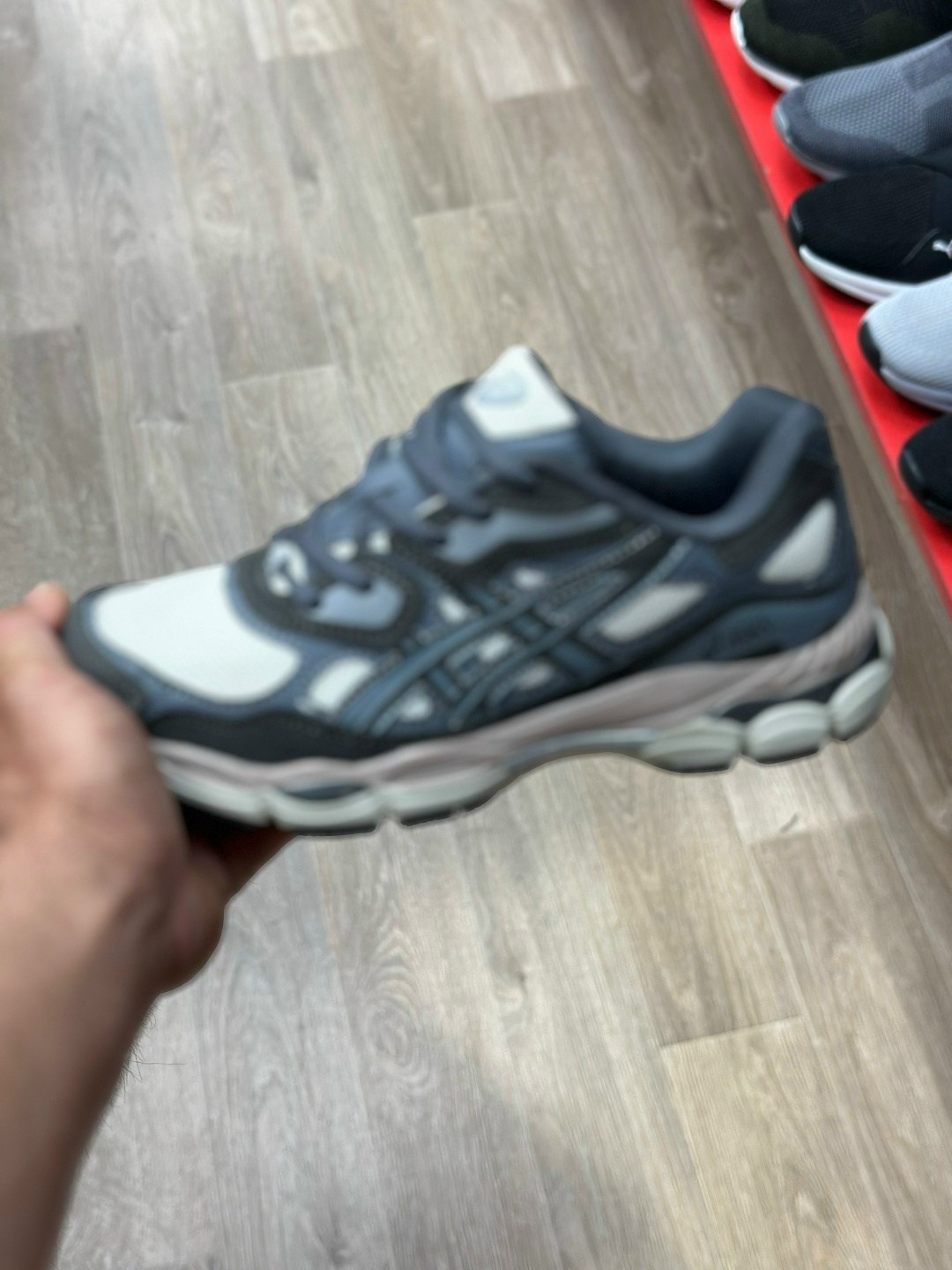 кроссовки мужские asics,кроссовки asics gel-nyc,кроссовки asics,спортивные кроссовки мужские asics gel 1090 черные 44 eu,кроссовки asics gel