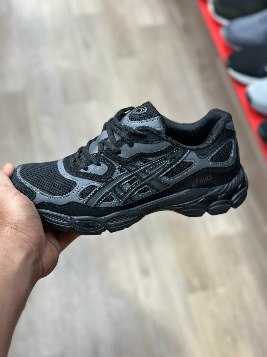 кроссовки мужские asics,кроссовки asics gel-nyc,кроссовки asics,спортивные кроссовки мужские asics gel 1090 черные 44 eu,кроссовки asics gel