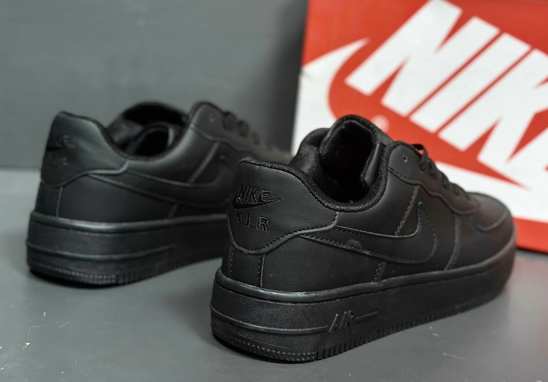 кроссы черные найк аир женские,nike air force 1 low triple black, мужская кроссовки,nike air force 1 low black,кроссовки для мужчин