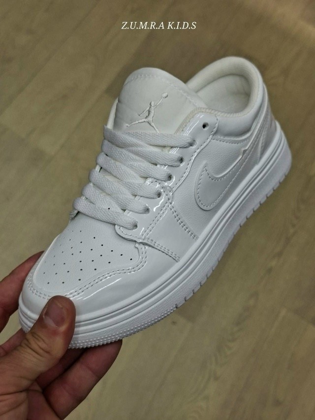 nike air jordan 1 low,air jordan 1 low black white,кроссовки nike air jordan 1 low,кроссовки мужские nike air jordan 1,
