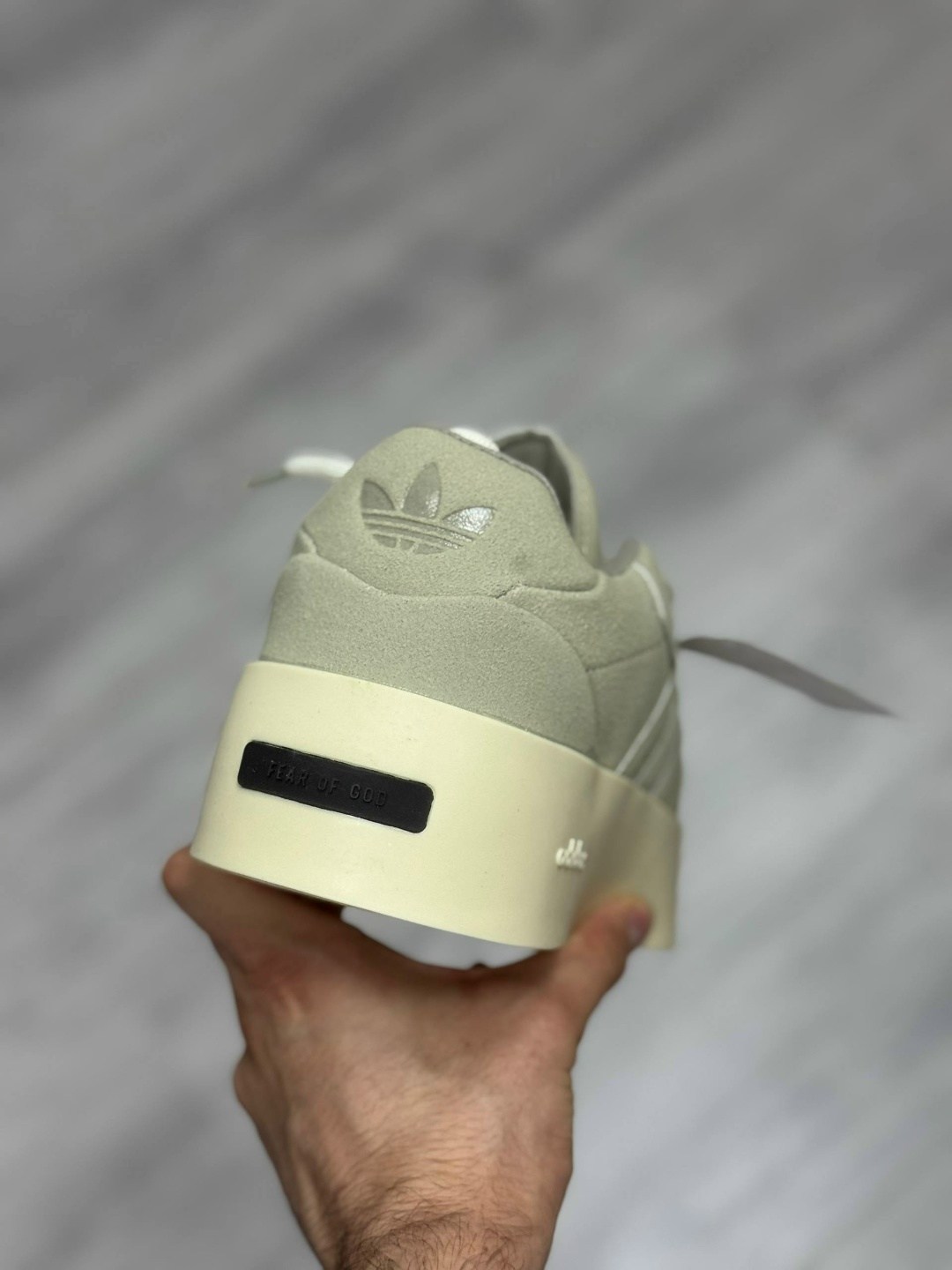 кроссовки adidas,кроссовки мужские adidas,,кроссовки adidas originals fear of god athletics ' 86 lo sesame серый,низкие кроссовки