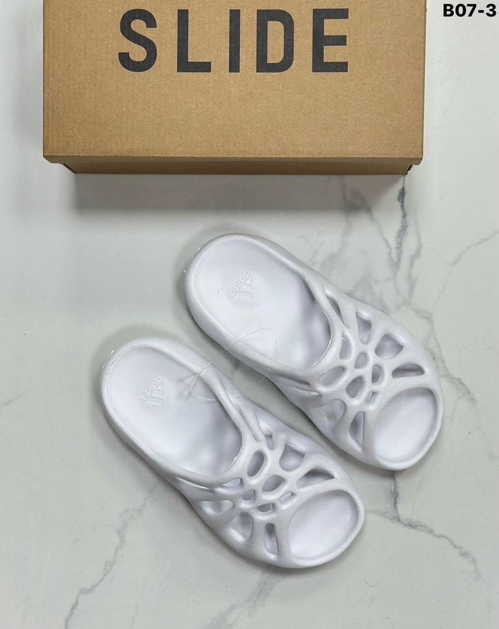 adidas yeezy foam runner stone sage,adidas yeezy foam runner,adidas yeezy 450 slide,adidas yeezy foam,adidas yeezy foam runner mx