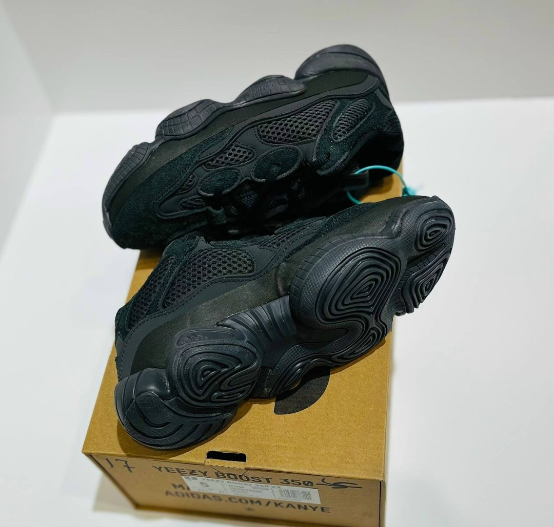 adidas yeezy 500 utility black,кроссовки adidas yeezy boost 500,кроссовки adidas yeezy boost 500 black,adidas yeezy boost 500,кроссовки adidas yeezy 500