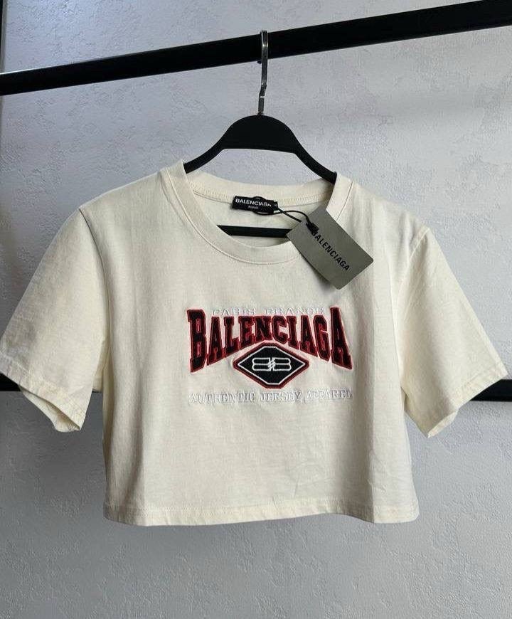 футболка balenciaga,футболка баленсиага и наса,баленсиага кристобаль,женская футболка balenciaga,футболка женская