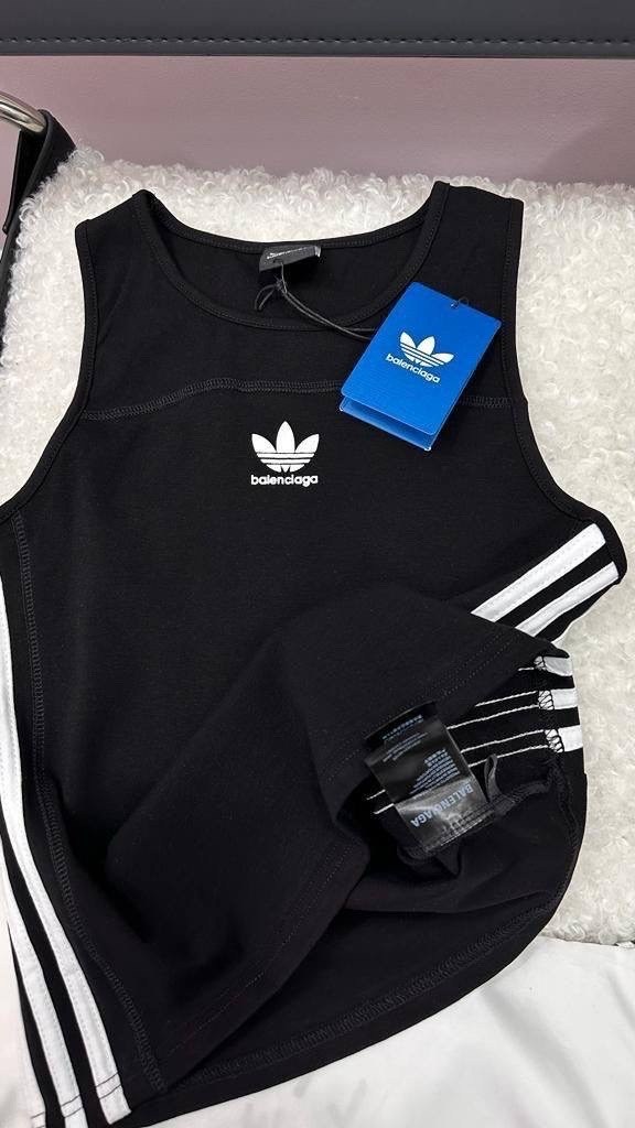 майка адидас баленсиага,adidas originals adidas,adidas original,топ адидас,спортивная майка