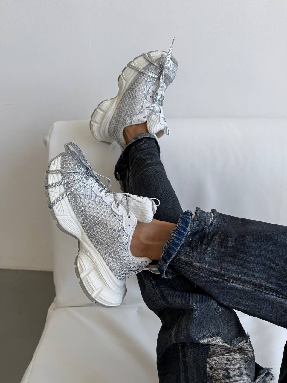 balenciaga кроссовки женские,джинсовые брюки,мужские джинсы,,джинсы мужские рваные