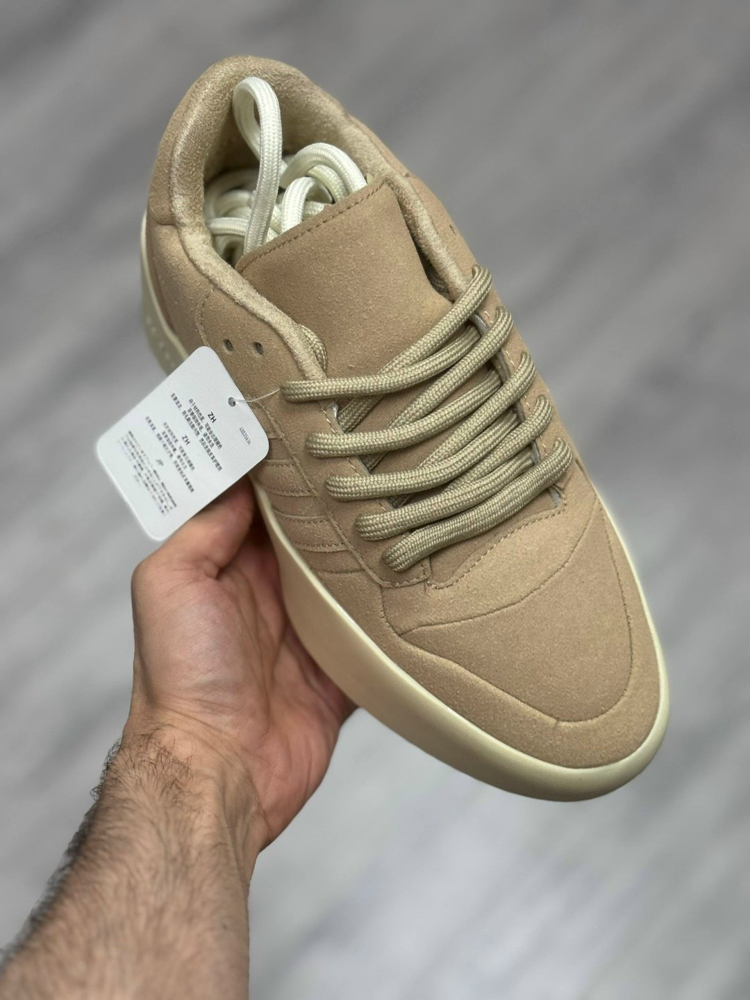 кроссовки adidas,кроссовки мужские adidas,,кроссовки adidas originals fear of god athletics ' 86 lo sesame серый,низкие кроссовки
