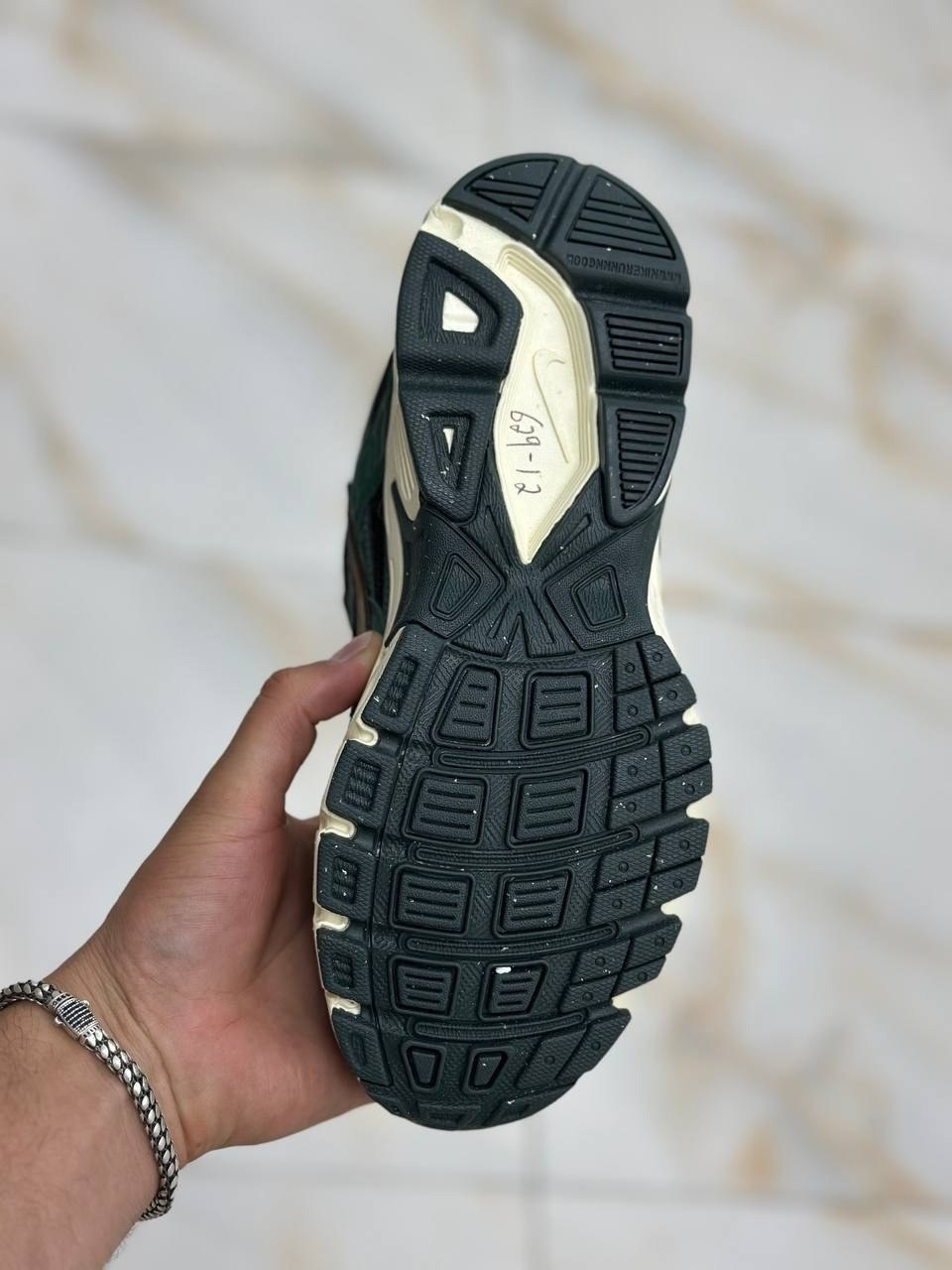кроссовки,кроссовки nike initiator 'vintage green bronzine',nike initiator кроссовки,повседневные кроссовки,кроссовки адидас торшин мужские