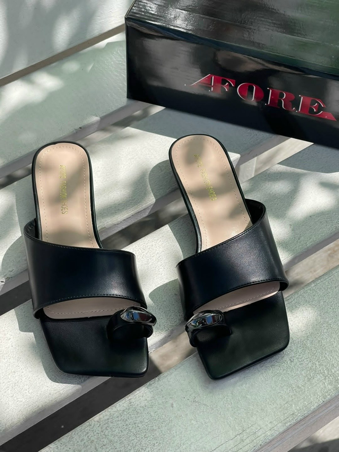 ,женские шлепанцы,женские босоножки,женская ,женские шлепанцы prada