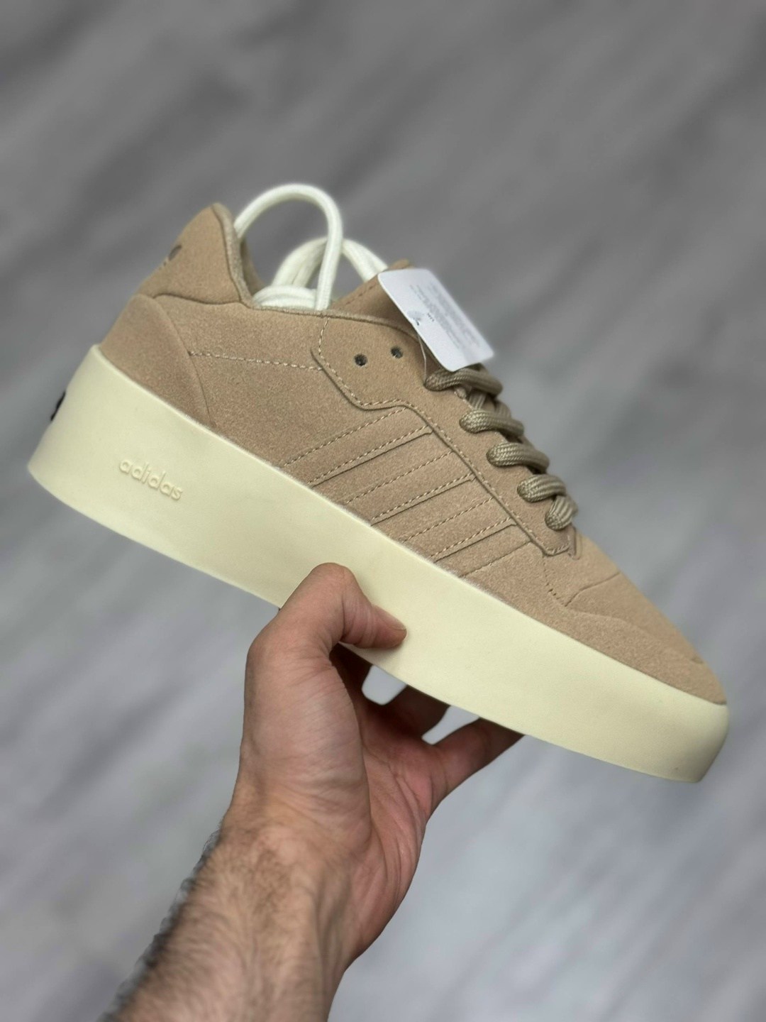 кроссовки adidas,кроссовки мужские adidas,,кроссовки adidas originals fear of god athletics ' 86 lo sesame серый,низкие кроссовки