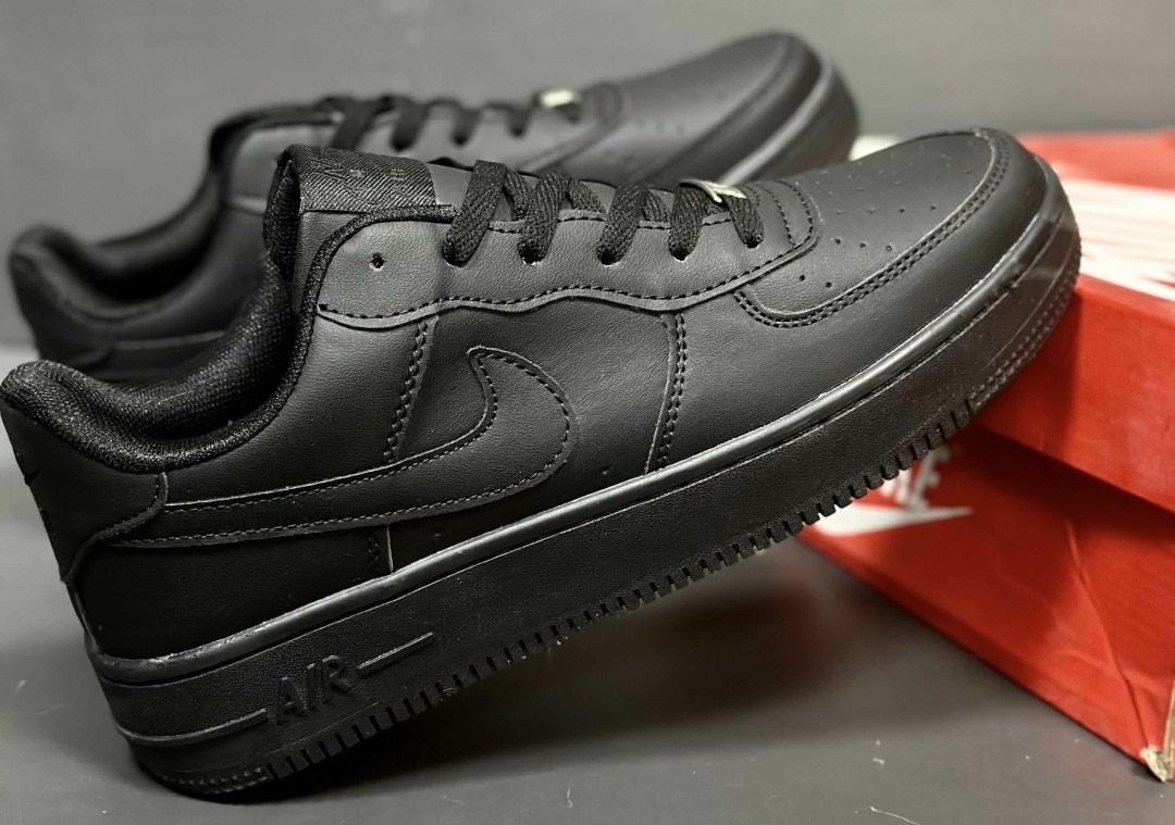 кроссы черные найк аир женские,nike air force 1 low triple black, мужская кроссовки,nike air force 1 low black,кроссовки для мужчин