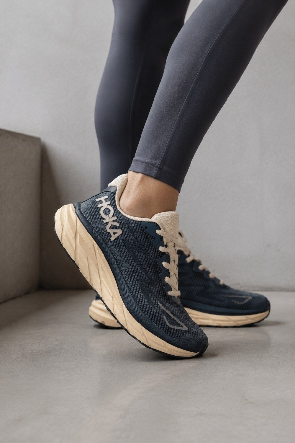 кроссовки hoka one one,кроссовки hoka,кроссовки,кроссовки беговые hoka,кроссовки мужские hoka